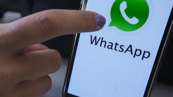 WhatsApp paraliza la transferencia de datos de usuarios con Facebook